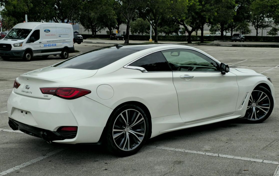 infiniti q60 coupe 2017 JN1EV7EK7HM361985 image